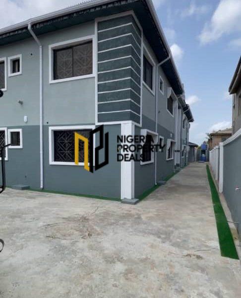 7 Flats Luxury Apartments - New Vacancy