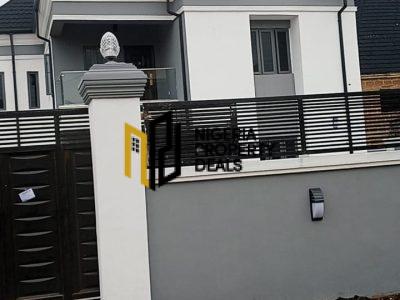 5 Bedroom Fully Detached Duplex for Sale
