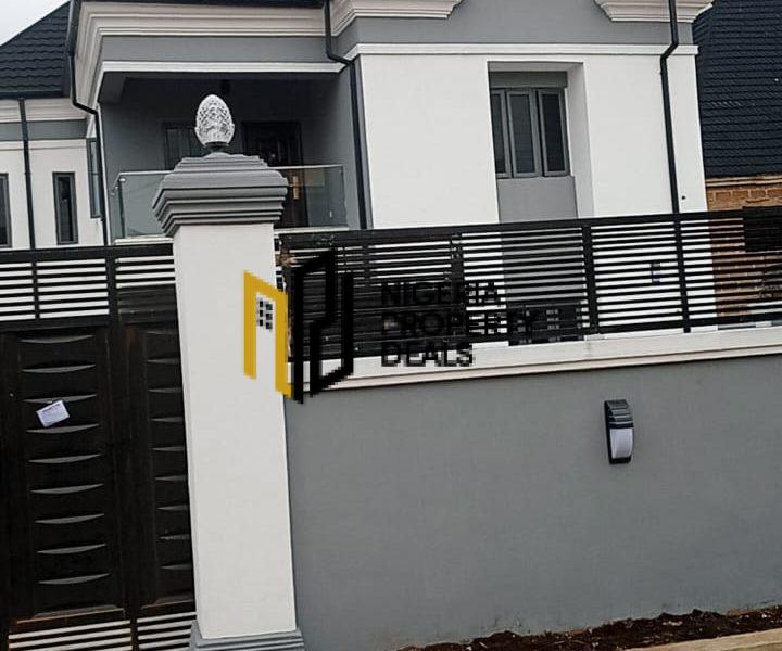 5 Bedroom Fully Detached Duplex for Sale