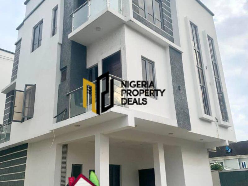 Beautiful Newly Built 4 Bedroom Fully Detached Duplex with BQ in a Secured Estate