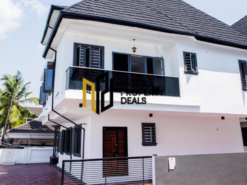 Newly Built 4 Bedroom Fully Detached Duplex with a Study Room, BQ, etc.