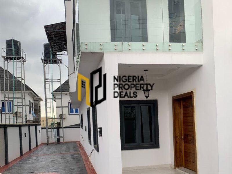 4 Bedroom Duplex for Sale